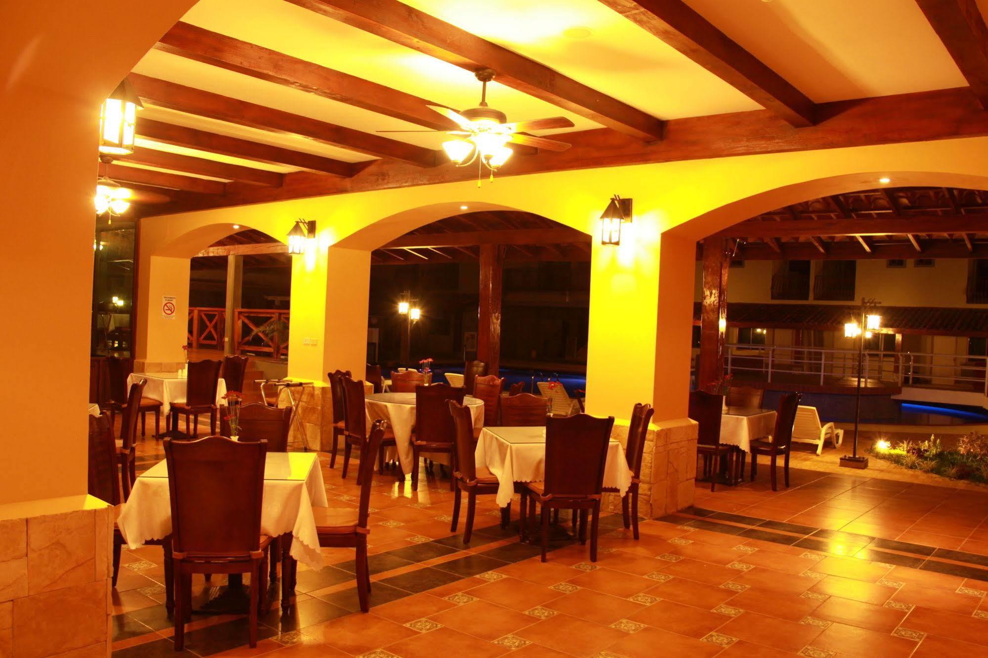 Gran Hotel Azuero Chitré Exterior foto
